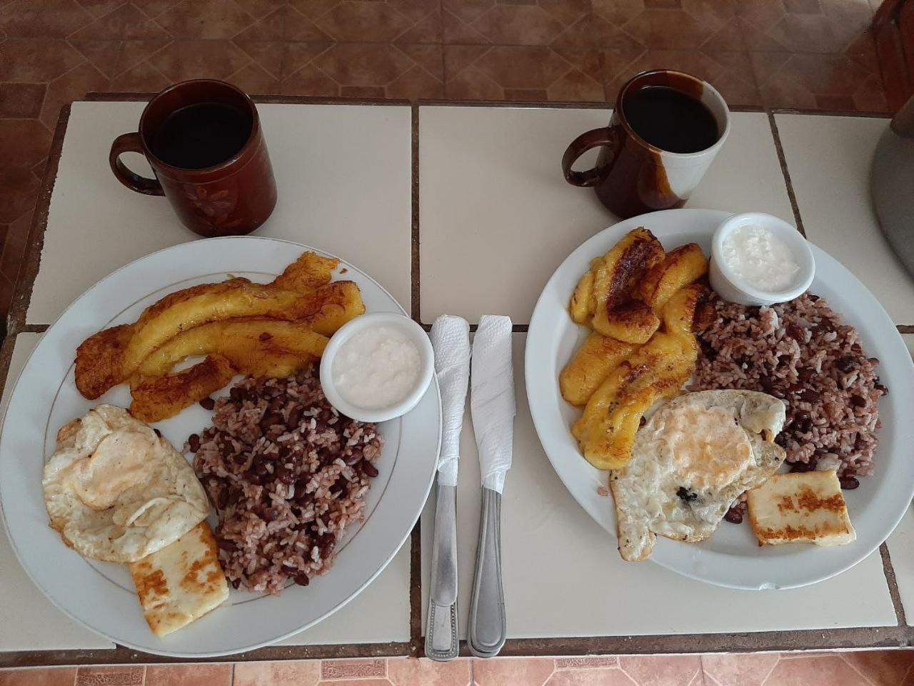 Ometepe House Bed and Breakfast Moyogalpa Buitenkant foto